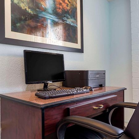 Quality Inn Sycamore - Dekalb Kültér fotó