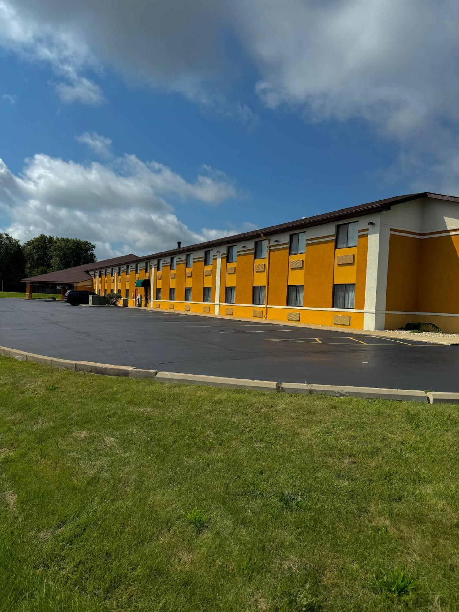 Quality Inn Sycamore - Dekalb Kültér fotó